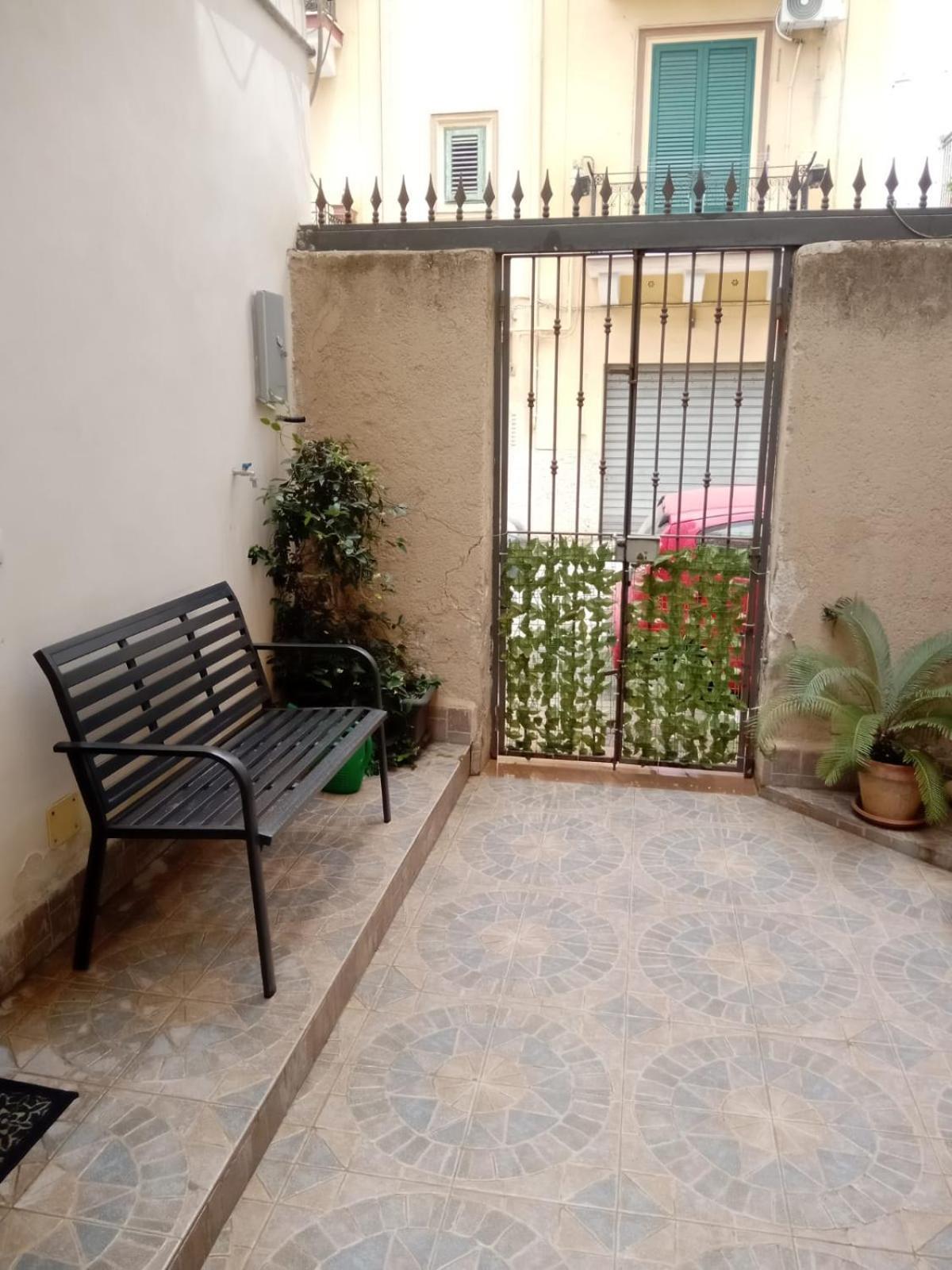 Davide Guest House Palermo Eksteriør bilde